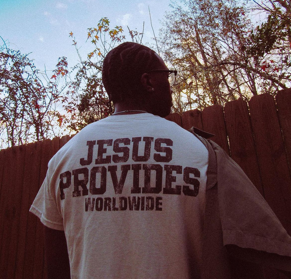 JESUS PROVIDES TEE